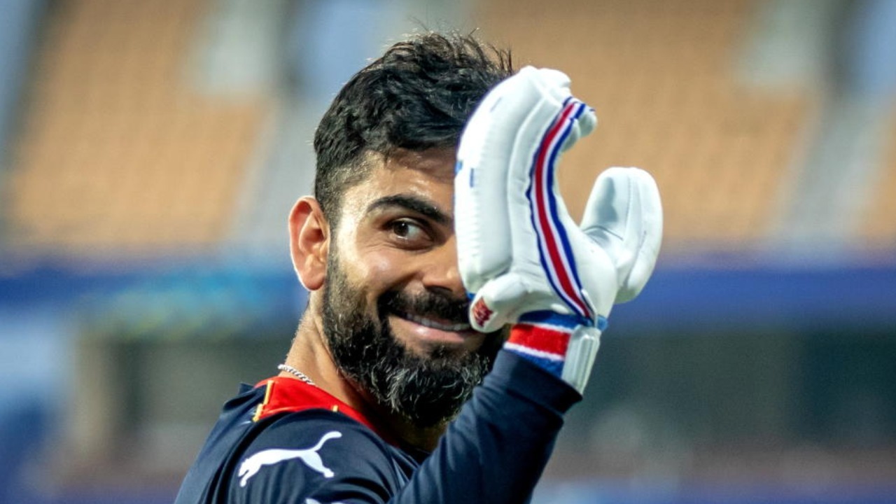 Virat Kohli -Harbhajan Singh