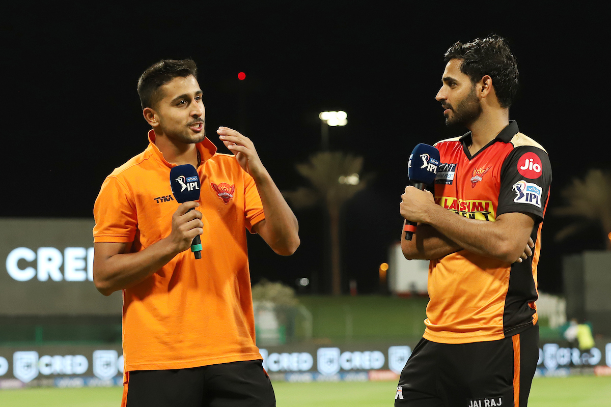 Umran Malik and Bhuvneshwar Kumar of Sunrisers Hyderabad (Image Credits: IPL)