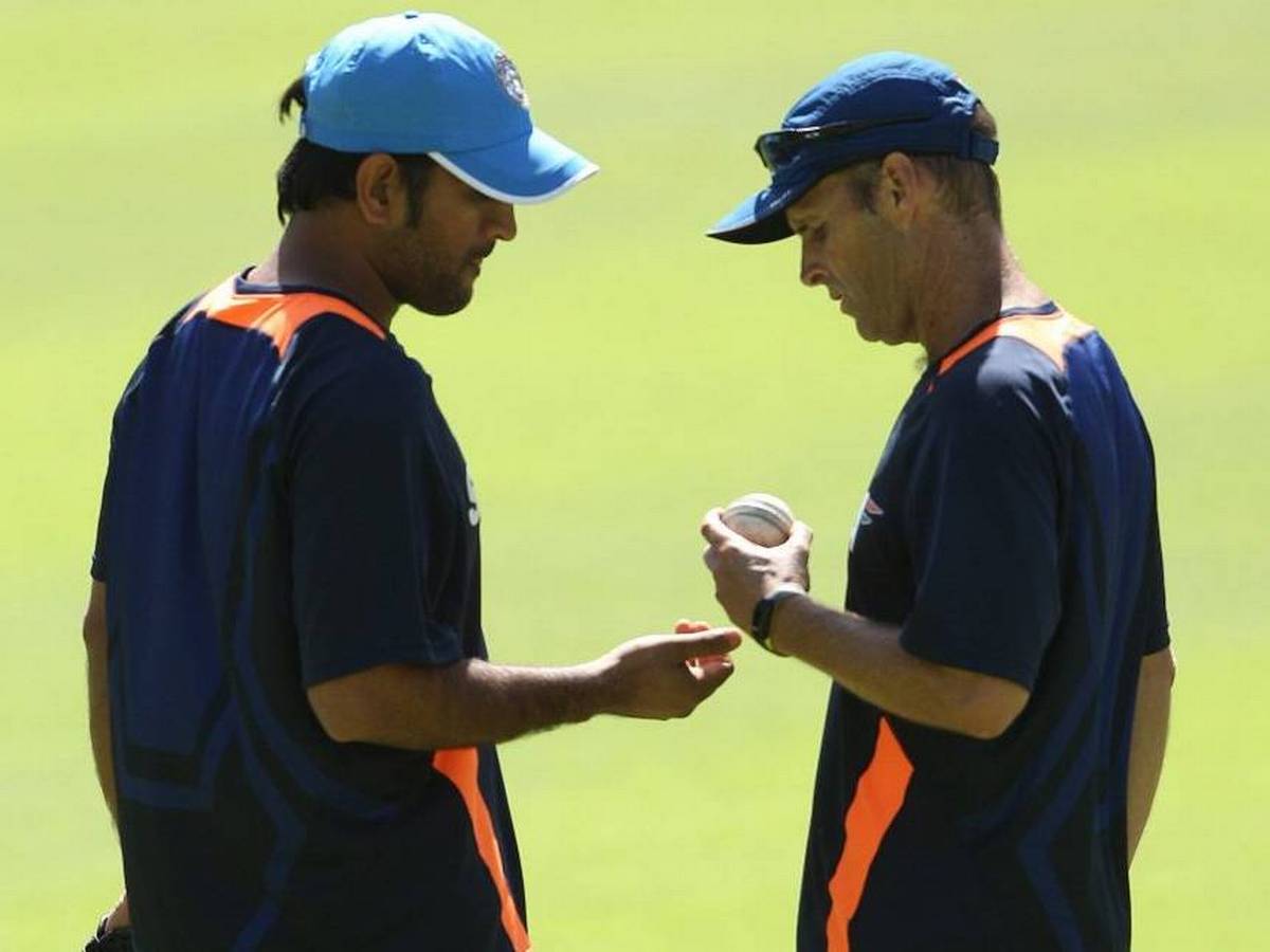 Gary Kirsten and MS Dhoni (Image Credits: Twitter)