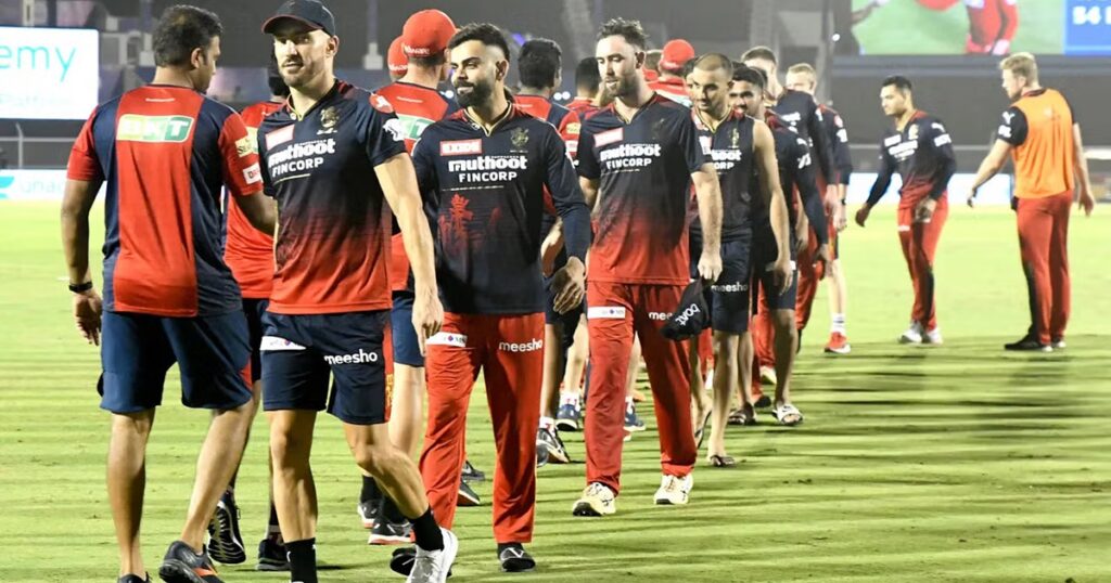 MI vs DC: Twitterverse Reacts As RCB Qualifies For IPL 2022 Playoffs As MI Beat DC By 5 Wickets