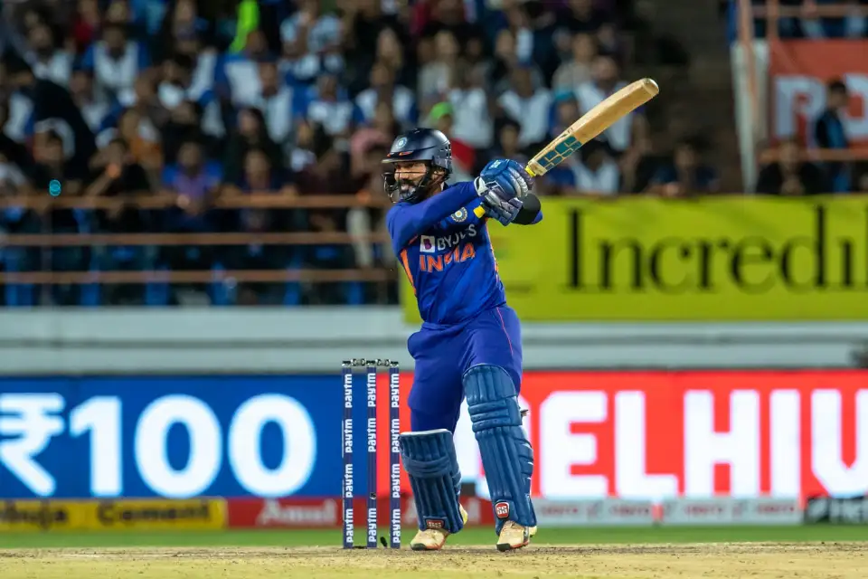 Dinesh Karthik 