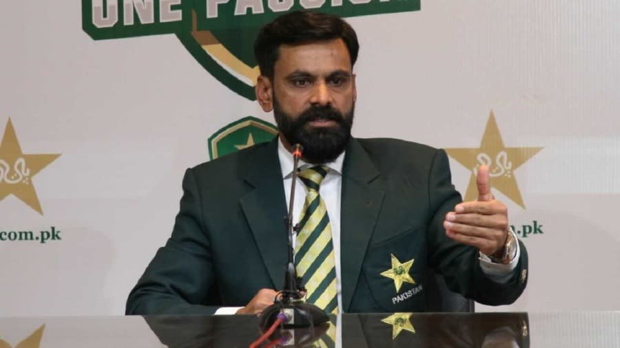 ‘If Accelerating in Powerplay Can Help Pakistan; Skipper Babar Azam Should Look Into This,’ Says Mohammad Hafeez