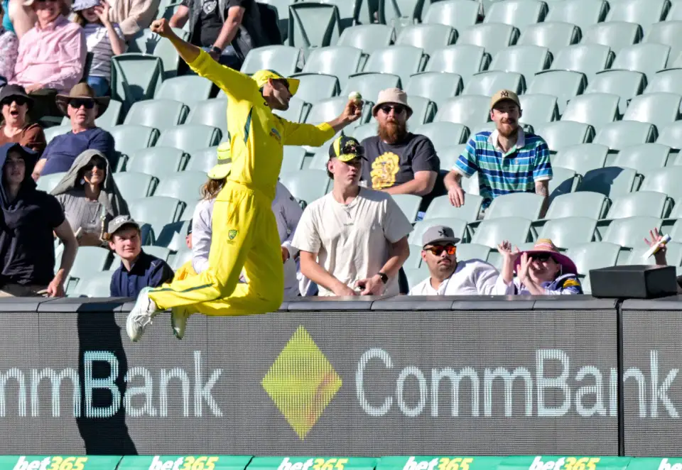 Ashton Agar
