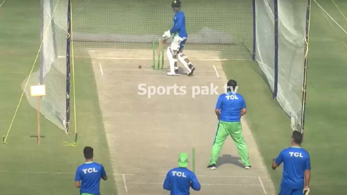 Pak Vs Eng Watch Babar Azam Outfoxed By A Magical Delivery From