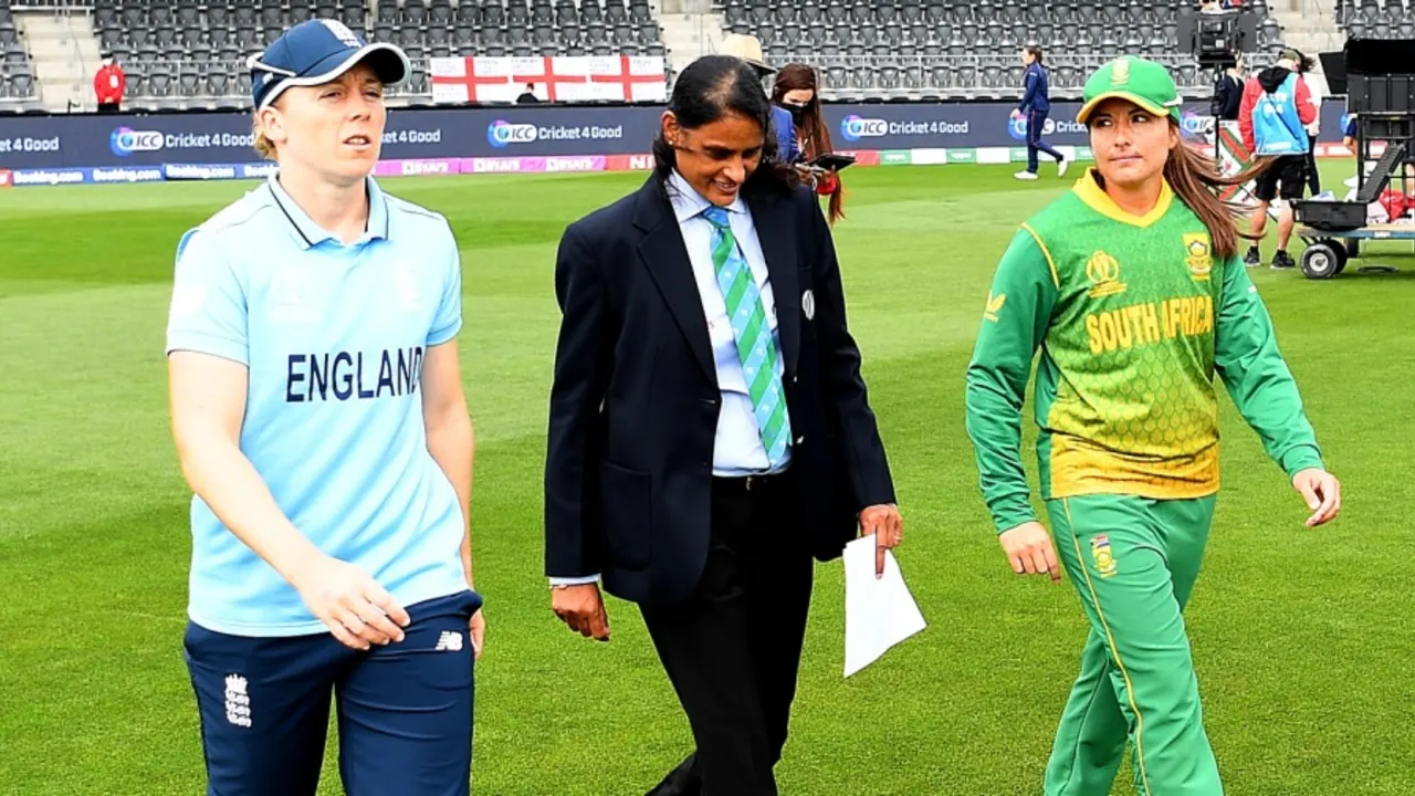 GS Lakshmi (centre) is one of three Indians in the panel 