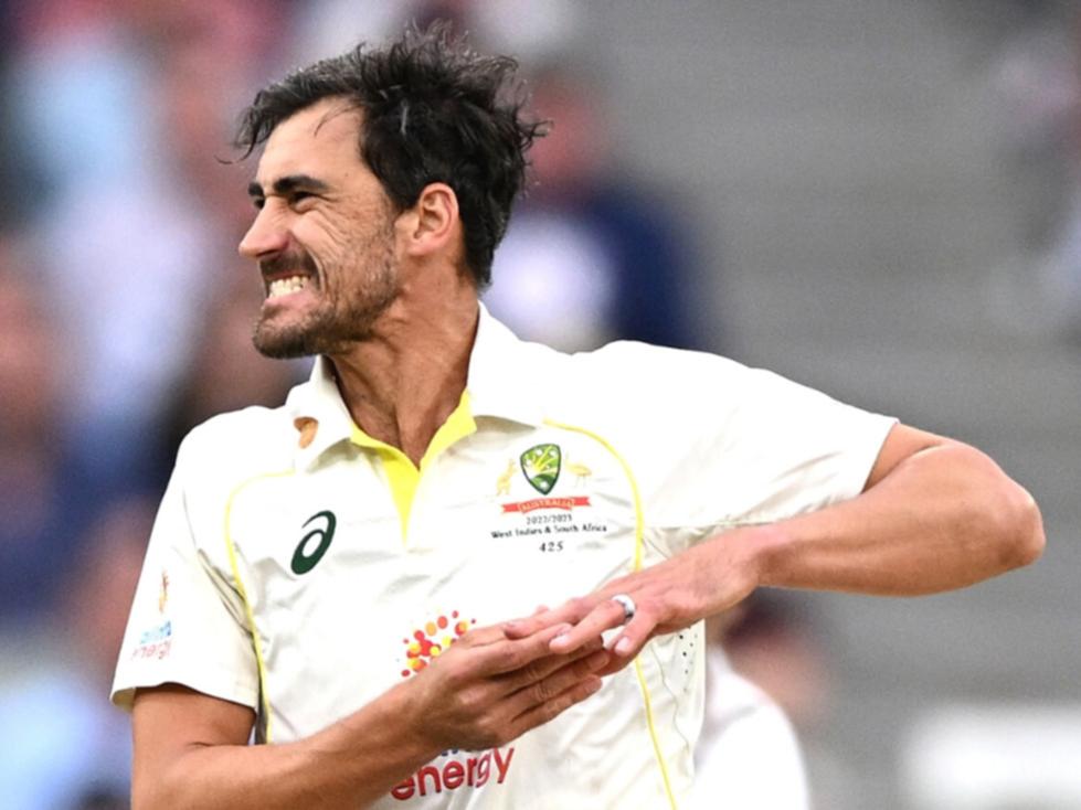 Mitchell Starc finger injury