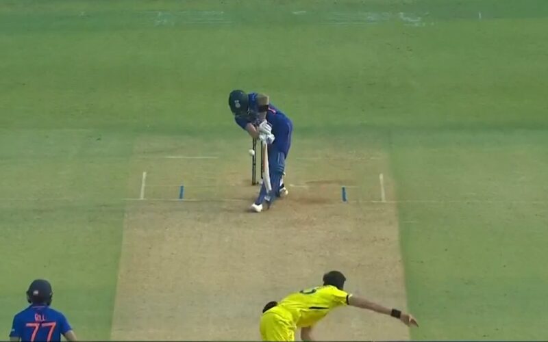 Virat Kohli and Mitchell Starc