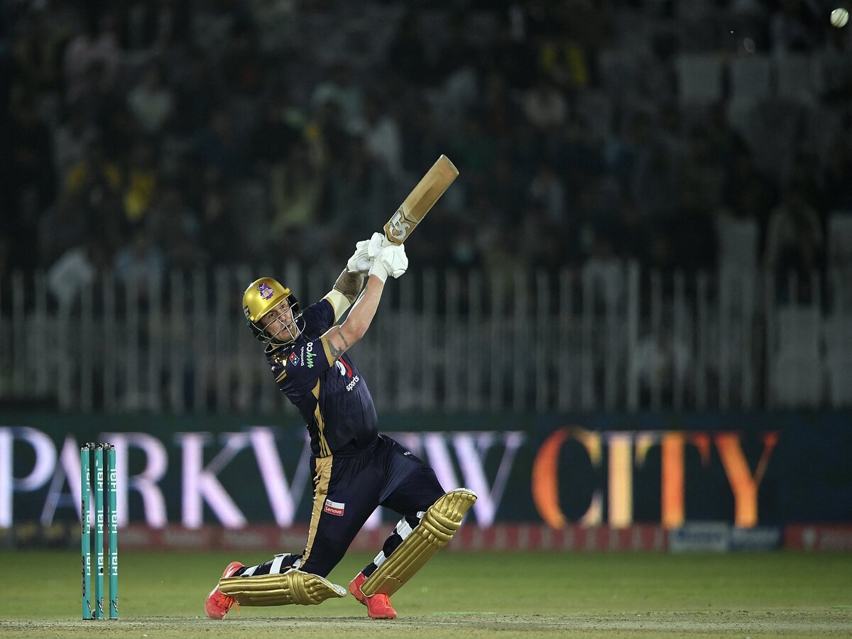 A clear Not Out but Jason Roy had to leave the field. Here's why