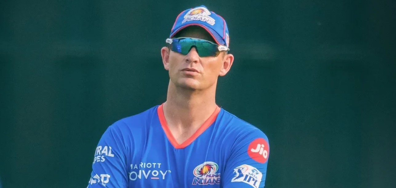 Shane Bond MI