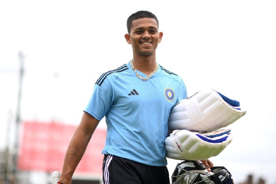 "Yashasvi Jaiswal Will Thrive In South African Conditions"- Sunil Gavaskar Ahead Of First Test