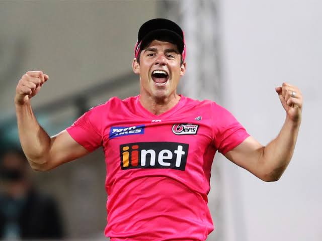 Moises Henriques {PC: Twitter}