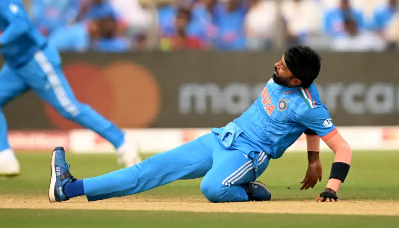 ODI World Cup 2023 IND vs NZ: हार्दिक पांड्याच्या बाहेर जाण्याचे टीम इंडियाचे वाढले टेन्शन, माजी खेळाडूने रोहित शर्माला दिला मोठा सल्ला..